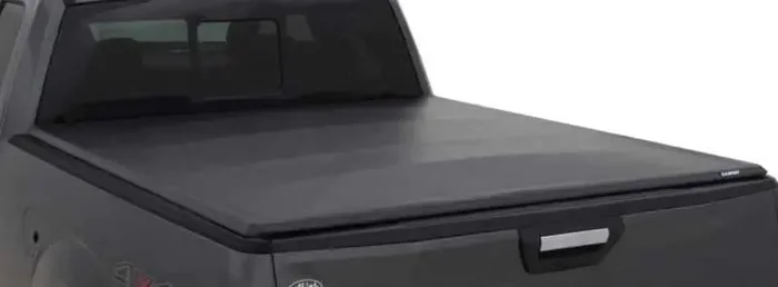 Lund 04-08 Ford F-150 (6.5ft. Bed) Genesis Tri-Fold Tonneau Cover – Black