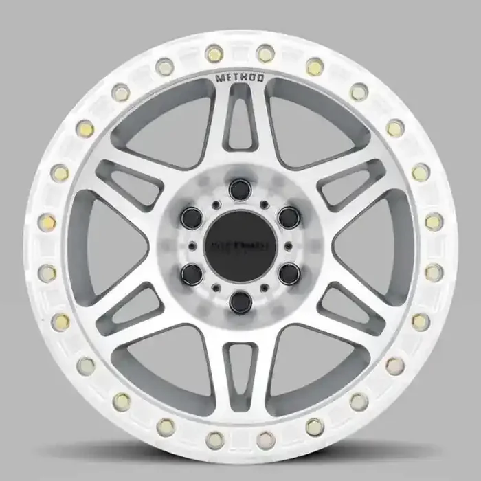 Method MR106 Beadlock 17×9 -44mm Offset 8×6.5 130.81mm CB Machined/Clear Coat w/BH-H36125 Wheel